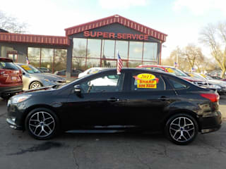 2015 Ford Focus 1FADP3F23FL305092 2015 Ford Focus