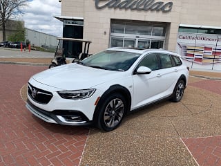 2018 Buick Regal TourX Preferred W04GU8SX3J1097910 2018 Buick Regal TourX Preferred
