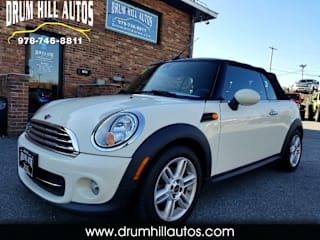 2015 MINI Convertible WMWZN3C53FT267039 2015 MINI Convertible