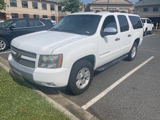 2008 Chevrolet Suburban LT 1500 3GNFK16388G189720 2008 Chevrolet Suburban LT 1500