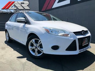 2013 Ford Focus SE 1FADP3F21DL235301 2013 Ford Focus SE