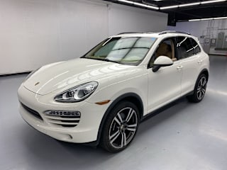 2012 Porsche Cayenne Base WP1AA2A29CLA04742 2012 Porsche Cayenne Base
