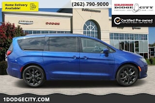 2020 Chrysler Pacifica Touring L Plus 2C4RC1EG4LR143568 2020 Chrysler Pacifica Touring L Plus