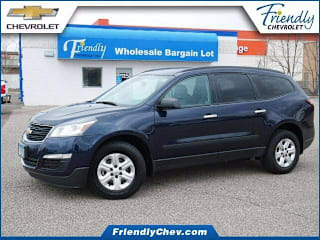 2016 Chevrolet Traverse LS 1GNKRFKD6GJ327449 2016 Chevrolet Traverse LS