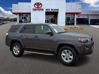 2018 Toyota 4Runner SR5 JTEZU5JR6J5181904 2018 Toyota 4Runner SR5