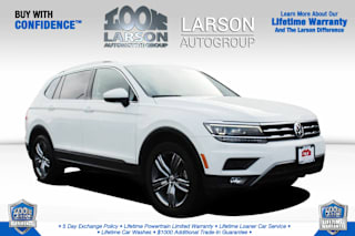 2018 Volkswagen Tiguan 3VV4B7AX5JM091668 2018 Volkswagen Tiguan