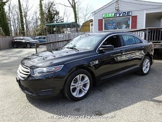 2015 Ford Taurus 1FAHP2E80FG153640 2015 Ford Taurus