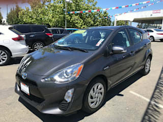 2016 Toyota Prius c Two JTDKDTB36G1122288 2016 Toyota Prius c Two