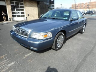 2007 Mercury Grand Marquis 2MEFM74V17X611145 2007 Mercury Grand Marquis
