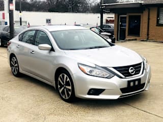 2017 Nissan Altima 1N4AL3AP4HC286816 2017 Nissan Altima