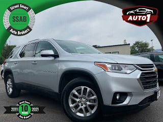 2018 Chevrolet Traverse LT Cloth 1GNEVGKW3JJ197623 2018 Chevrolet Traverse LT Cloth