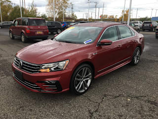 2017 Volkswagen Passat 1.8T R-Line 1VWDT7A35HC007947 2017 Volkswagen Passat 1.8T R-Line