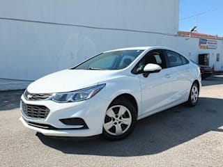 2018 Chevrolet Cruze LS Auto 1G1BC5SM9J7179721 2018 Chevrolet Cruze LS Auto