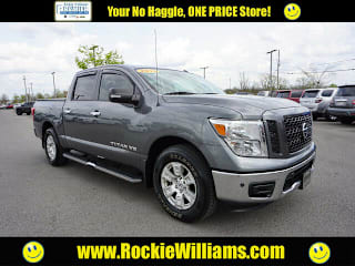 2019 Nissan Titan SV 1N6AA1E60KN501509 2019 Nissan Titan SV