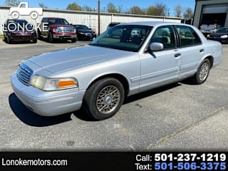 2001 Ford Crown Victoria 2FAFP74W71X152010 2001 Ford Crown Victoria