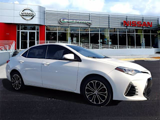 2017 Toyota Corolla L 5YFBURHE2HP629987 2017 Toyota Corolla L
