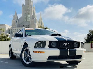 2008 Ford Mustang GT Deluxe 1ZVHT82H785132132 2008 Ford Mustang GT Deluxe