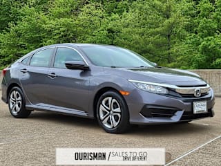 2018 Honda Civic LX 2HGFC2F59JH533995 2018 Honda Civic LX