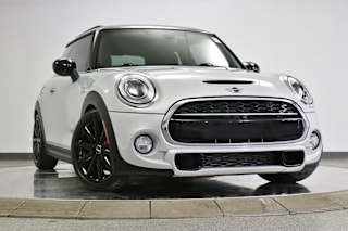 2016 MINI Hardtop 2 Door WMWXP7C58G3B49274 2016 MINI Hardtop 2 Door