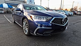 2018 Acura RLX w/Tech JH4KC1F54JC000509 2018 Acura RLX w/Tech