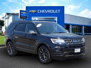 2019 Ford Explorer XLT 1FM5K8D84KGA39145 2019 Ford Explorer XLT