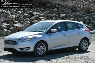 2018 Ford Focus Titanium 1FADP3N25JL289102 2018 Ford Focus Titanium