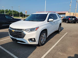 2019 Chevrolet Traverse Premier 1GNEVKKW1KJ274476 2019 Chevrolet Traverse Premier