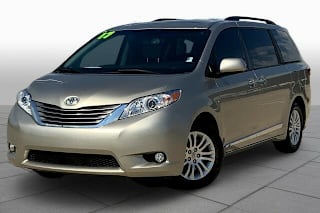 2017 Toyota Sienna XLE 8-Passenger 5TDYZ3DC2HS897457 2017 Toyota Sienna XLE 8-Passenger