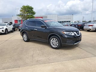 2018 Nissan Rogue SV JN8AT2MT4JW470546 2018 Nissan Rogue SV