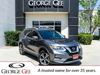 2019 Nissan Rogue SV JN8AT2MV8KW378925 2019 Nissan Rogue SV