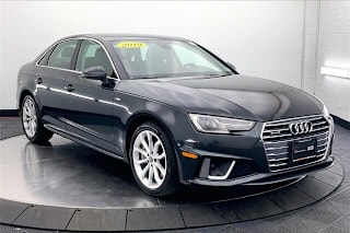 2019 Audi A4 2.0T quattro Premium WAUDNAF49KA007008 2019 Audi A4 2.0T quattro Premium