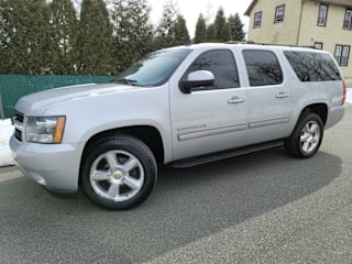 2010 Chevrolet Suburban LT 1500 1GNUKJE38AR145621 2010 Chevrolet Suburban LT 1500