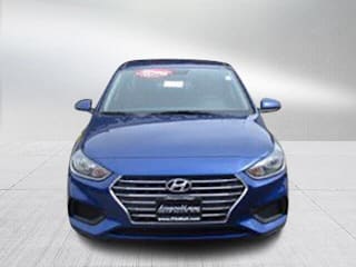 2019 Hyundai Accent SE 3KPC24A32KE071265 2019 Hyundai Accent SE