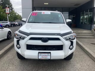 2019 Toyota 4Runner SR5 JTEBU5JR9K5628163 2019 Toyota 4Runner SR5