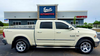 2016 Ram Pickup 1500 Laramie 1C6RR7NT5GS249537 2016 Ram Pickup 1500 Laramie