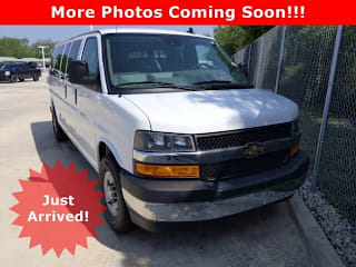 2019 Chevrolet Express Passenger LT 3500 1GAZGPFG7K1337769 2019 Chevrolet Express Passenger LT 3500