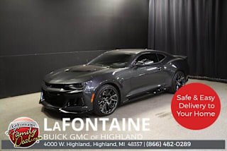 2017 Chevrolet Camaro 1G1FK1R6XH0199564 2017 Chevrolet Camaro