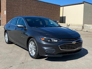 2017 Chevrolet Malibu LT 1G1ZE5ST0HF185066 2017 Chevrolet Malibu LT