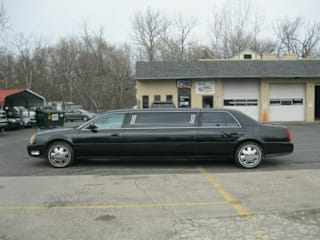 2003 Cadillac DeVille 4dr Sdn Limousine 1GEEH90YX3U550416 2003 Cadillac DeVille 4dr Sdn Limousine