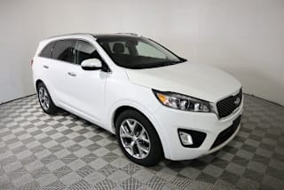 2017 Kia Sorento 5XYPK4A56HG253761 2017 Kia Sorento