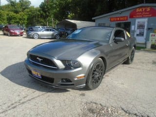 2014 Ford Mustang 1ZVBP8AM4E5275396 2014 Ford Mustang