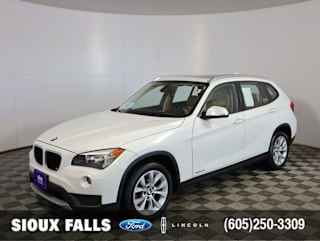 2013 BMW X1 xDrive28i WBAVL1C54DVR89940 2013 BMW X1 xDrive28i