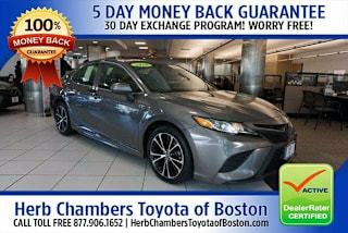 2018 Toyota Camry 4T1B11HKXJU084769 2018 Toyota Camry
