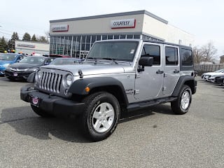 2016 Jeep Wrangler Unlimited Sport 1C4BJWDGXGL270586 2016 Jeep Wrangler Unlimited Sport