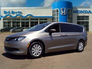 2018 Chrysler Pacifica L 2C4RC1AG1JR261127 2018 Chrysler Pacifica L