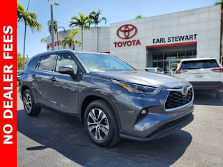 2021 Toyota Highlander XLE 5TDGZRAH5MS045063 2021 Toyota Highlander XLE