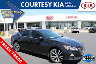 2019 Nissan Altima 1N4BL4CV3KC109557 2019 Nissan Altima