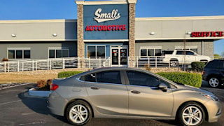 2017 Chevrolet Cruze 1G1BE5SM8H7162123 2017 Chevrolet Cruze