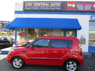 2011 Kia Soul + KNDJT2A25B7211258 2011 Kia Soul +