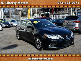 2017 Nissan Altima 1N4AL3AP8HC269792 2017 Nissan Altima